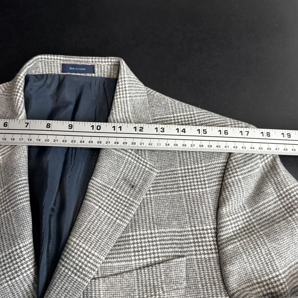 Facconable Mens Blazer Jacket Gray‎ Plaid Wool Silk Blend Size 40R FB1109